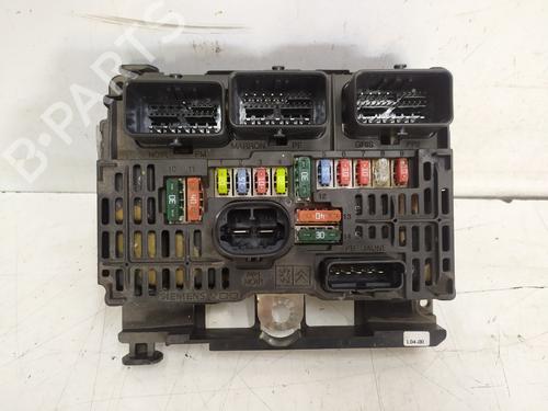 Used Fuse box Fuse box 38087183 38087183