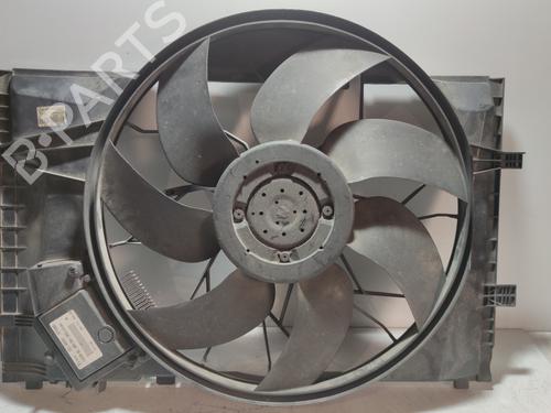 Used Radiator fan MERCEDES-BENZ C-CLASS (W202) C 250 Turbo-D (202.128) (150 hp) 8710341