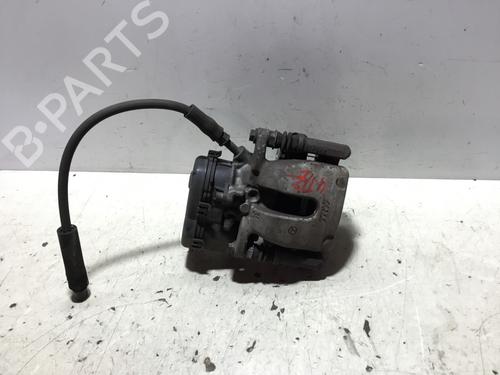 Used Left rear brake caliper MERCEDES-BENZ GLA-CLASS (X156) [2013-2022]  28479041