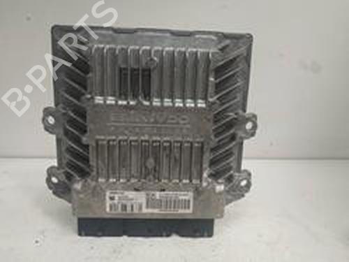 Used Engine control unit (ECU) PEUGEOT 407 (6D_) 2.0 (6DRFNB, 6DRFNE) (136 hp) 8702188