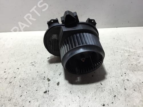 Used Heater blower motor MERCEDES-BENZ GLA-CLASS (X156) [2013-2022]  28479006
