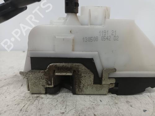 Front right lock RENAULT SCÉNIC II (JM0/1_) 1.9 dCi (JM0G, JM12, JM1G, JM2C) | BP11753417C97 
