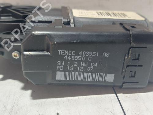 Left front window motor KIA CEE'D Hatchback (ED) | BP37033254E21 - Image 3