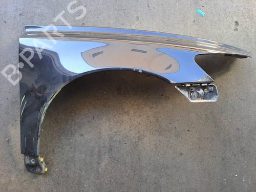 Used Right front fenders VOLVO S40 I (644) [1995-2004]  17148871