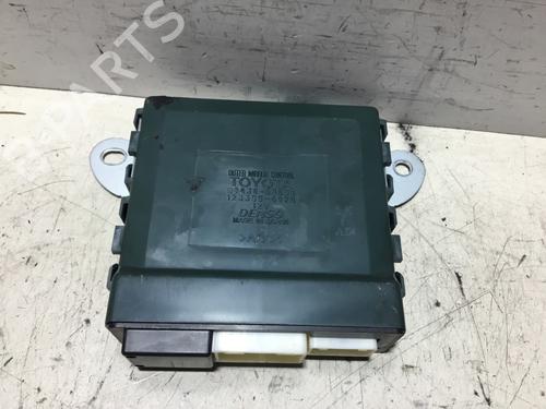 Used Electronic module LEXUS IS II (_E2_) 250 (GSE20) (208 hp) 29041204