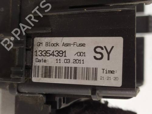 Fuse box OPEL MERIVA B MPV (S10) 1.6 CDTI (75) | BP25791597E1 - Image 4