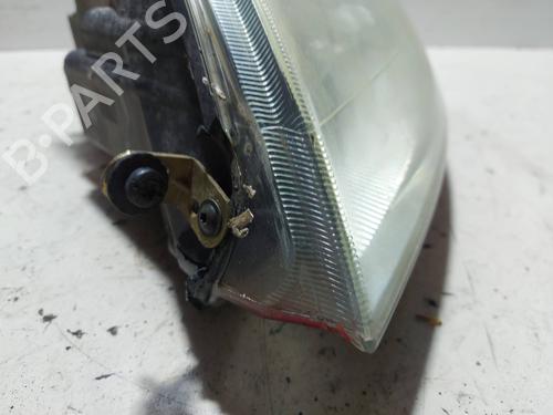 Left headlight FORD FIESTA V (JH_, JD_) 1.4 TDCi | BP24437488C28 