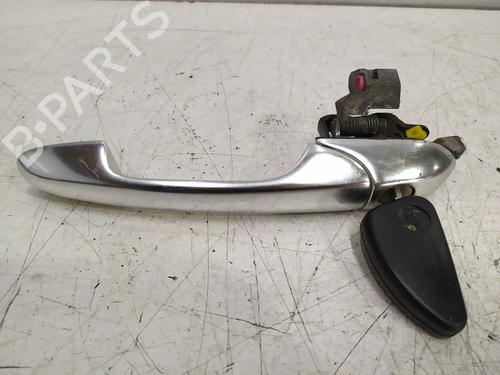 Used Front left exterior door handle ALFA ROMEO 147 (937_) 1.9 JTD 16V (937.AXG1B, 937.BXG1B) (140 hp) 30134271