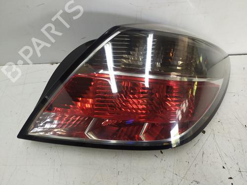Højre baglygte OPEL ASTRA H (A04) 1.7 CDTI (L48) (100 hp) 26643433