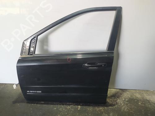 Used Left front door Left front door 37268804 37268804
