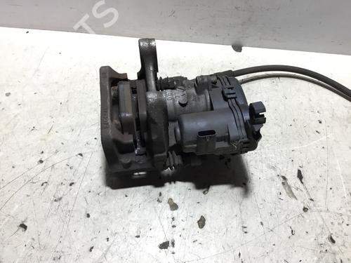 Left rear brake caliper MERCEDES-BENZ GLA-CLASS (X156) GLA 220 d 4-matic (156.905) | BP28479041M107