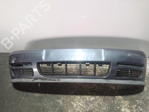 Używane Zderzak przedni VW POLO (6N2) [1999-2001]  9582540