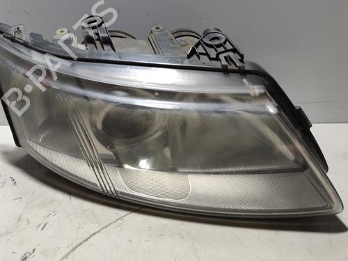 Right headlight SAAB 9-3 Estate (E50) 1.9 TiD (150 hp) 10745474