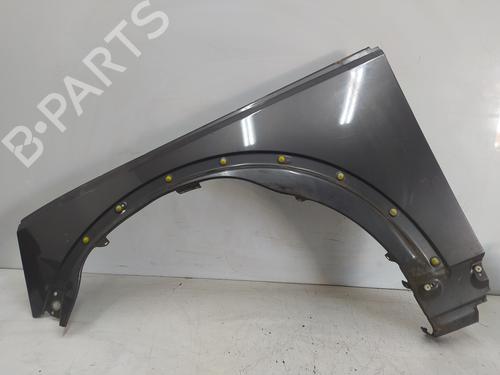 Used Left front fenders LAND ROVER DISCOVERY III (L319) [2004-2009]  24128353