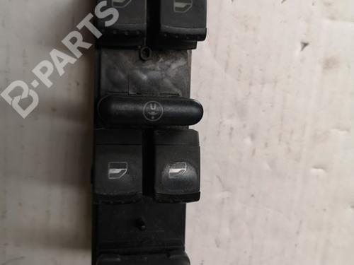 Used Left front window switch Left front window switch SEAT LEON (1M1) 1.9 TDI (110 hp) 8700798 8700798