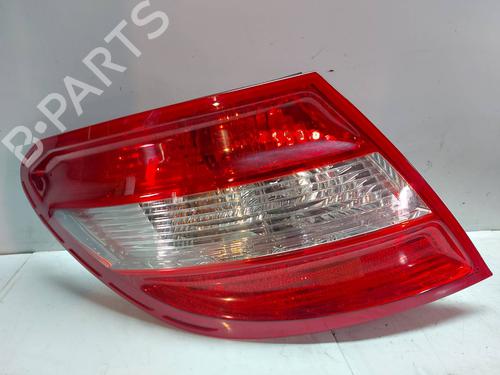 Used Left taillight MERCEDES-BENZ C-CLASS (W204) C 220 CDI (204.008) (170 hp) 30107579