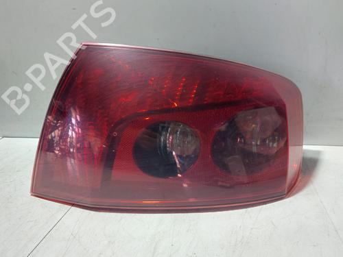 right-taillight-peugeot-407-6d_-2004-2005-2006-2007-2008-2009-2010-2011-33442015 main image