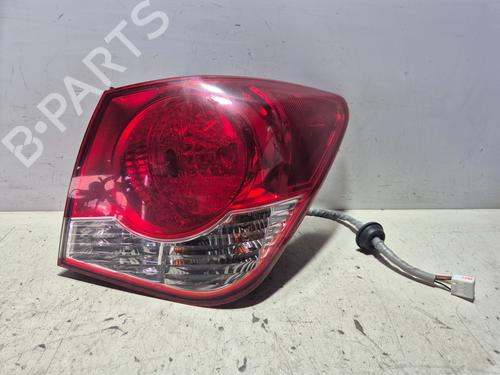 Used Right taillight CHEVROLET CRUZE (J300) 1.6 (124 hp) 27434187