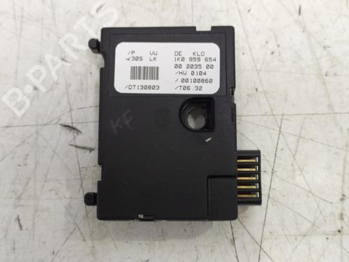 Used Electronic module VW TOURAN (1T1, 1T2) [2003-2011]  31805959