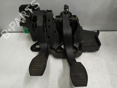 Used Pedal Pedal PEUGEOT BIPPER (AA_) 1.4 HDi (68 hp) 8790599 8790599