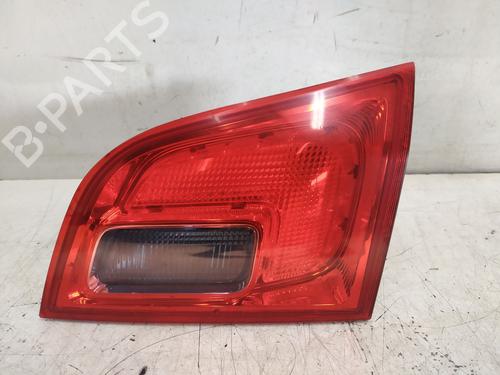 Farolim direito da mala Farolim direito da mala OPEL ASTRA J Sports Tourer (P10) [2010-2015] 36142744 36142744