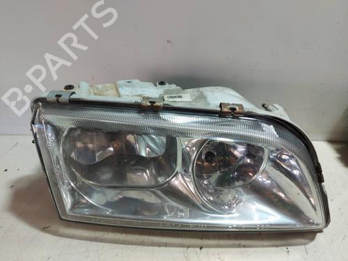 Used Right headlight VOLVO V40 Estate (645) 1.9 DI (102 hp) 22567231
