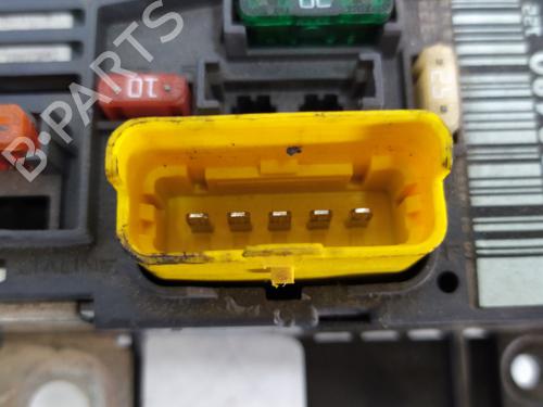 Fuse box CITROËN C4 I (LC_) | BP32393512E1