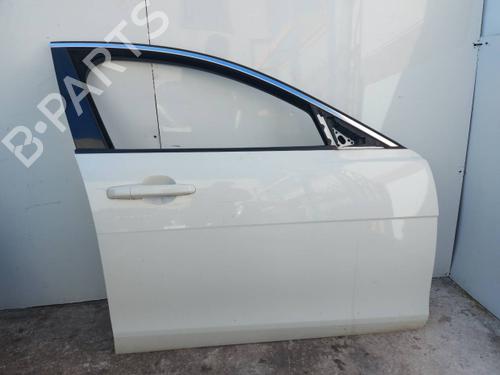 Used Right front door Right front door JAGUAR XE (X760) 2.0 D (180 hp) 40515181 40515181