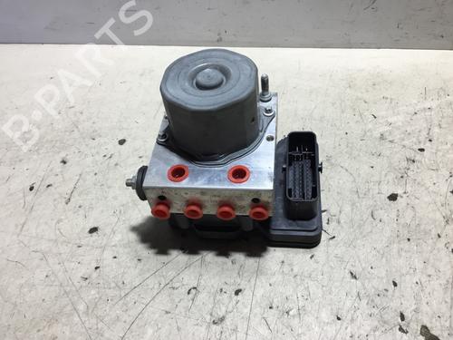 Used ABS pump MERCEDES-BENZ GLA-CLASS (X156) [2013-2022]  28479037
