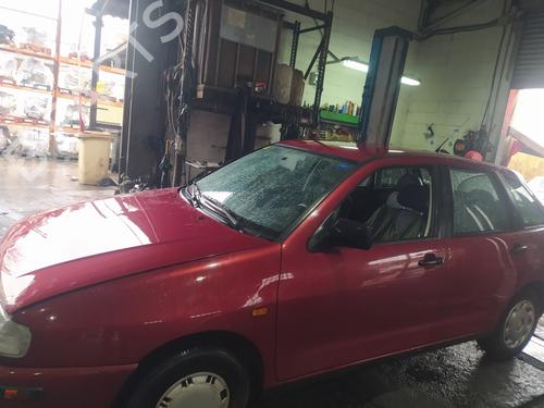 Right front indicator SEAT IBIZA II (6K1) 1.4 i | BP32303301C33 