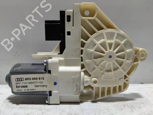 Rudehejsemotor bagstkærm højre AUDI A4 B8 (8K2) 1.8 TFSI (160 hp) 11338512