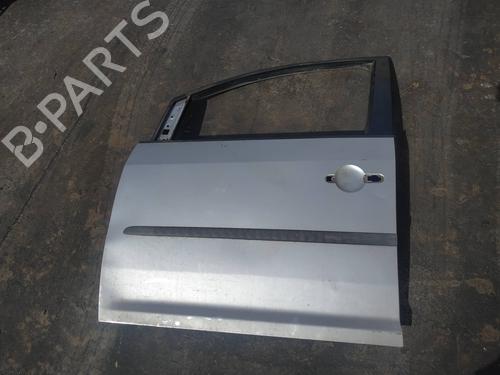 Used Left front door VW TOURAN (1T3) 1.6 TDI (105 hp) 17021197
