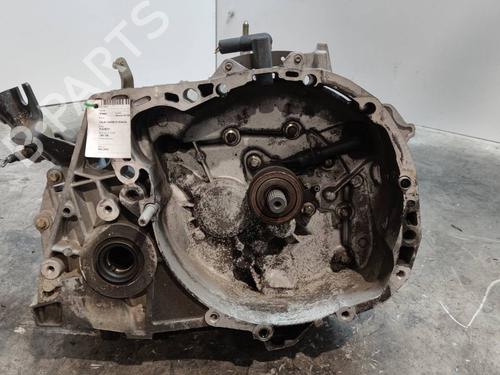 Used Gearbox NISSAN ALMERA II Hatchback (N16) 1.5 dCi (82 hp) 8704920