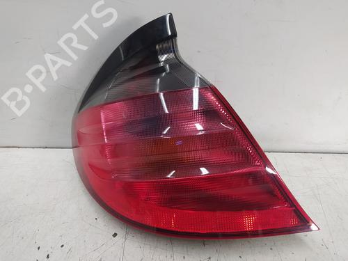 Used Left taillight MERCEDES-BENZ C-CLASS (W203) C 230 Kompressor (203.040) (192 hp) 28826441