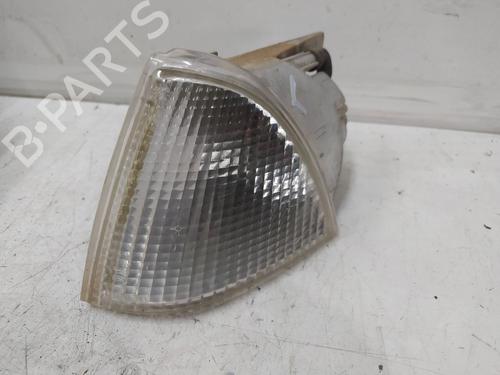 Blinklys foran venstre PEUGEOT EXPERT (224_) 1.9 D (69 hp) 10688413