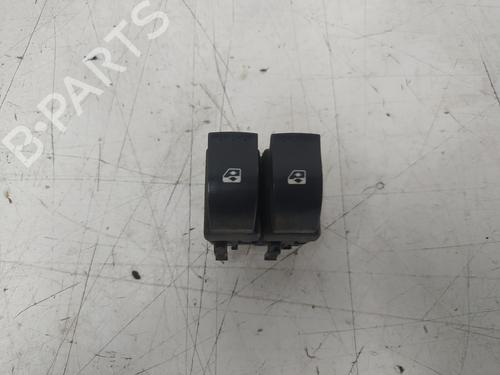Used Left front window switch RENAULT MEGANE II (BM0/1_, CM0/1_) 1.5 dCi (BM1F, CM1F) (86 hp) 29207775