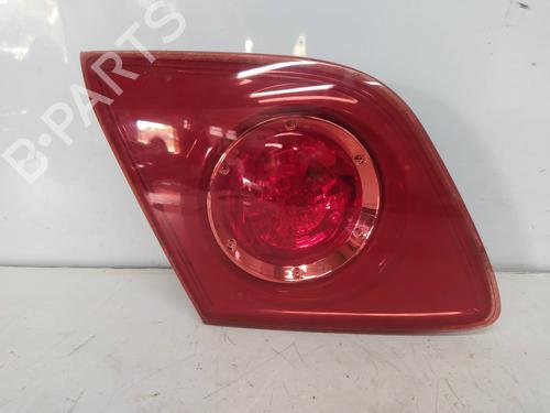 Używane Lampa tylna klapy bagażnika lewa MAZDA 3 Saloon (BK) [1999-2009]  13634034