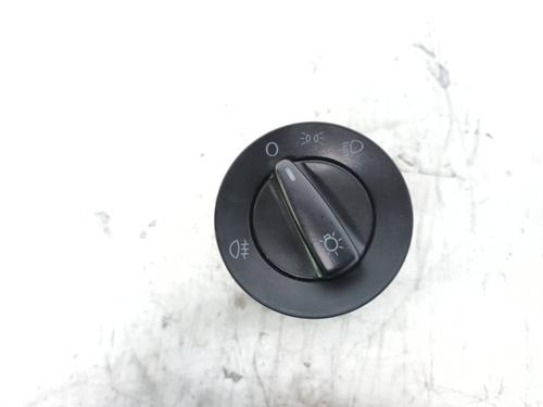 Used Headlight switch VW POLO (6N2) [1999-2001]  11285865