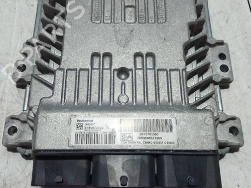 engine-control-unit-ecu-citroen-c4-picasso-i-mpv-ud_-2006-2007-2008-2009-2010-2011-2012-2013-2014-2015-35963890 main image