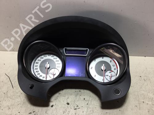Used Instrument cluster MERCEDES-BENZ GLA-CLASS (X156) [2013-2022]  28479010