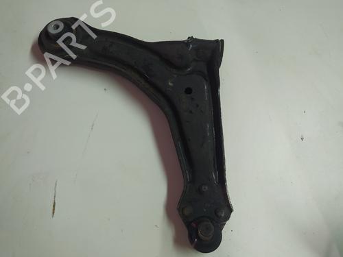 Used Right front suspension arm MERCEDES-BENZ VITO Van (W638) [1997-2003]  8713531