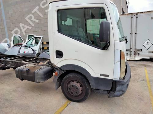 Front bumper NISSAN CABSTAR (F24M, F24W) 28.11 DCI, 32.11 DCI, 35.11 DCI 2.5 (F24M) | BP15673301C7
