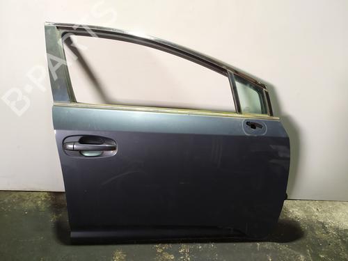 Right front door TOYOTA AVENSIS Saloon (_T27_) 2.0 D-4D (ADT270_, ADT270R) BP24293053C3