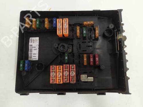 Used Fuse box Fuse box VW GOLF V (1K1) 2.0 TDI (140 hp) 9138474 9138474