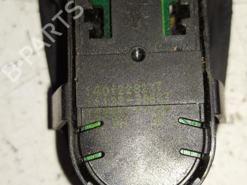 Left front window switch PEUGEOT EXPERT Van (VF3A_, VF3U_, VF3X_) 1.6 HDi 90 8V | BP33464745I27 - Image 2