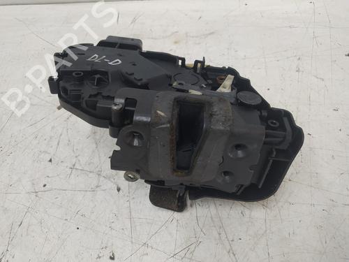 Used Front right lock LAND ROVER DISCOVERY III (L319) [2004-2009]  24128362