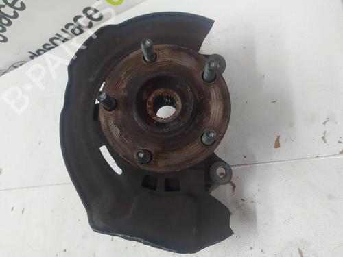 Used Right front steering knuckle TOYOTA COROLLA Verso (ZER_, ZZE12_, R1_) 1.8 (ZNR11_, ZNR11R) (129 hp) 8701271