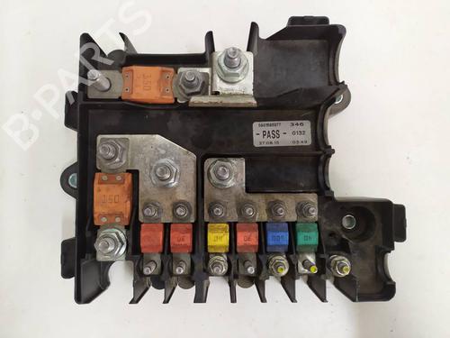 Used Fuse box Fuse box 27653609 27653609