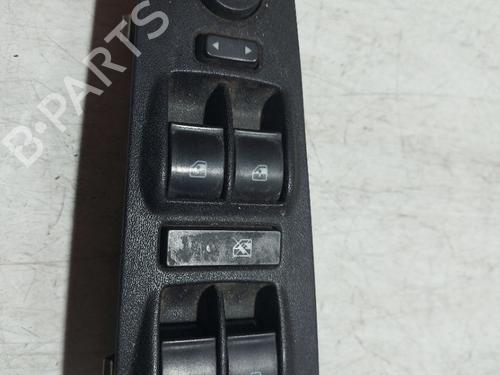 Used Left front window switch Left front window switch FIAT BRAVO II (198_) 1.9 D Multijet (198AXC1B) (150 hp) 33274739 33274739