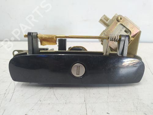 Used Tailgate handle VW POLO (9N_, 9A_) 1.4 TDI (75 hp) 12512467